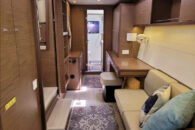 lagoon-450s-int-owners-suite-1